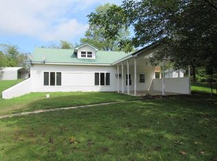 402 Summit St, Mansfield, MO 65704