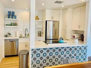 160 Ash Ave #3, Carpinteria, CA 93013