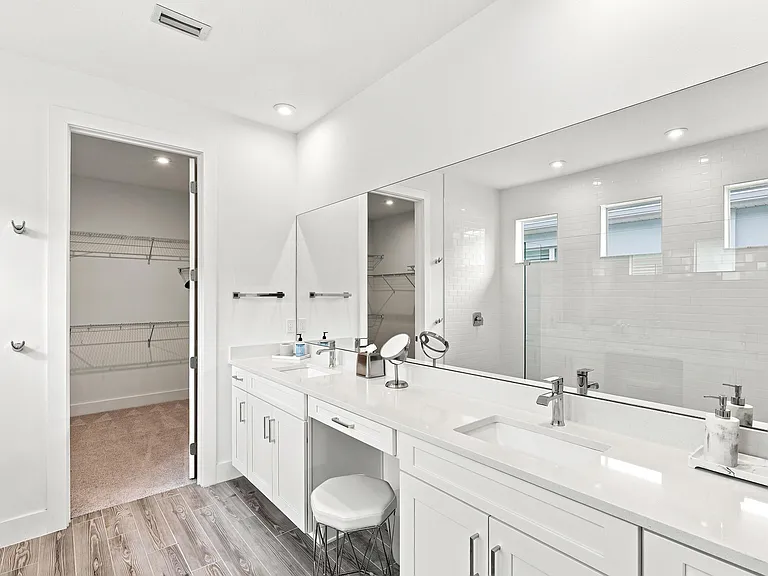 11724 SW Aquila Way — Photo 29