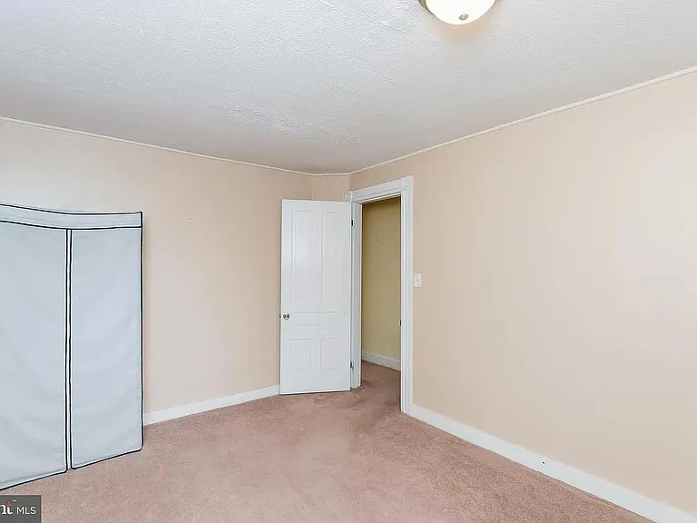 2806 Huntingdon Ave — Photo 30