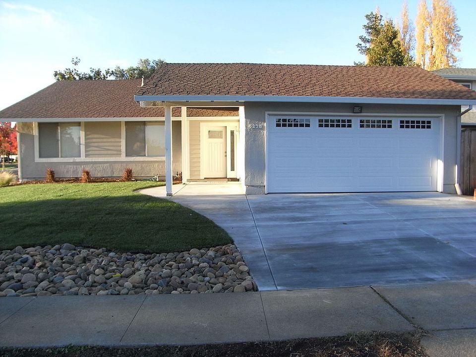 2nd image of 4236 Chablis Ct