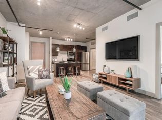 2033 Lawrence St, Denver, CO 80205