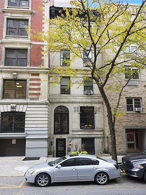 Rented by Sotheby's International Realty | media 9