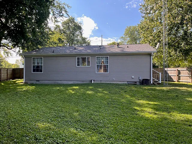 3 bed, 1040 sqft, $1,400 — Photo 3