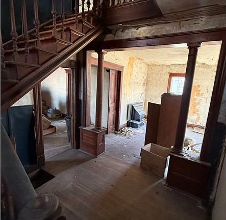 Entry or Foyer