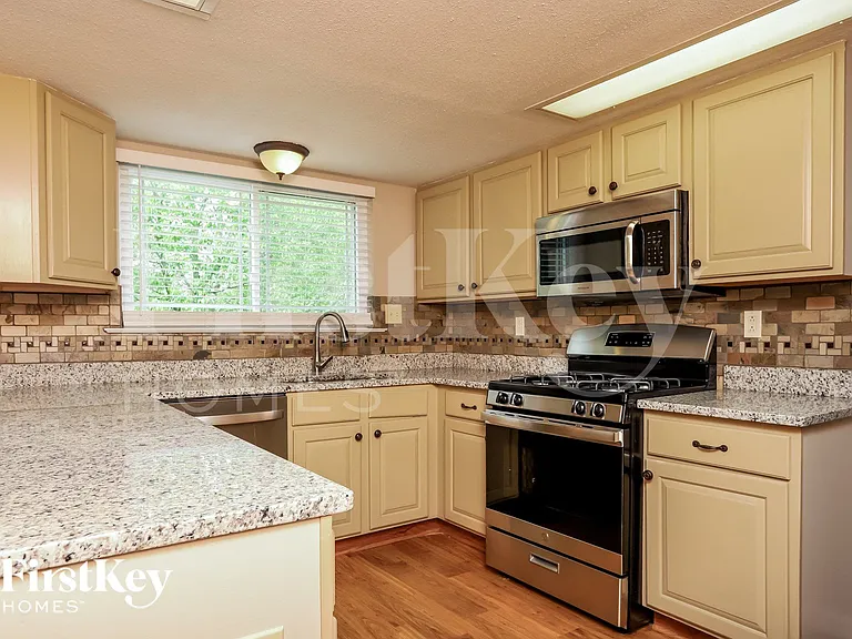 16263 Fullerton Meadows Dr — Photo 6