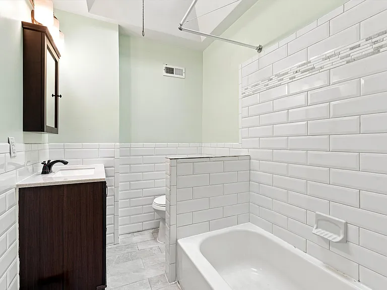 2326 S Croskey St — Photo 11