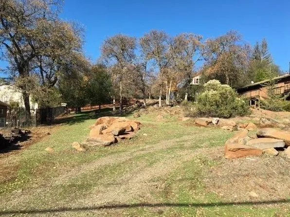 17713 Greenridge Rd, Hidden Valley Lake, CA 95467