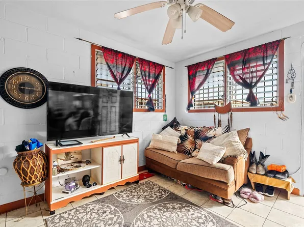 235 Koa St APT 206, Wahiawa, HI 96786