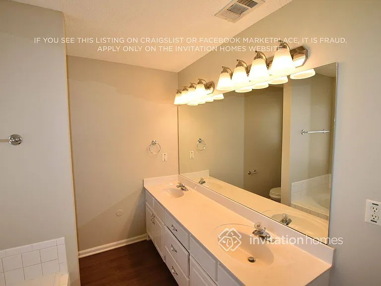 1011 Crown River Pkwy — Photo 15