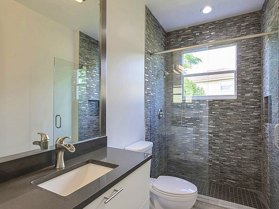 5th image of 3488 Bradenham Ln