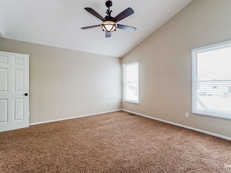 405 Flat River St — Photo 12