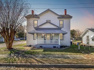 1001 Maple St, Elizabeth City, NC 27909