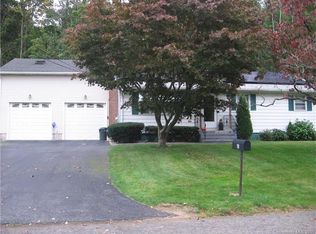 78 Westview Dr, Meriden, CT 06450