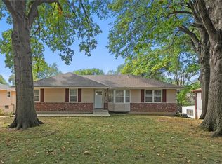 9 E 127th Ter, Kansas City, MO 64145