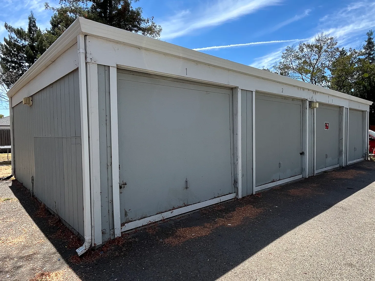 2 bed, 1.5 bath, 900 sqft, $2,300 — Photo 3