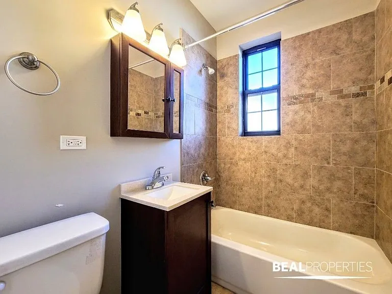 894 Green Bay Rd #14 — Photo 10