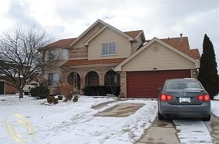 1st image of 21316 Maplewood St