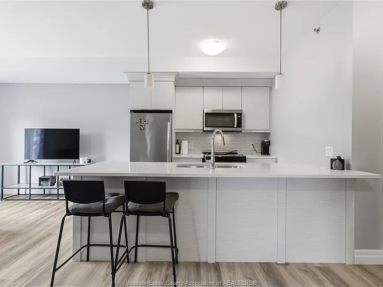 728 Brownstone Dr #302 — Photo 4