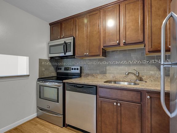 2nd image of 96 Fountain Ln APT 11