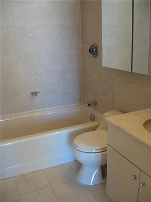 Rented by R New York | media 6