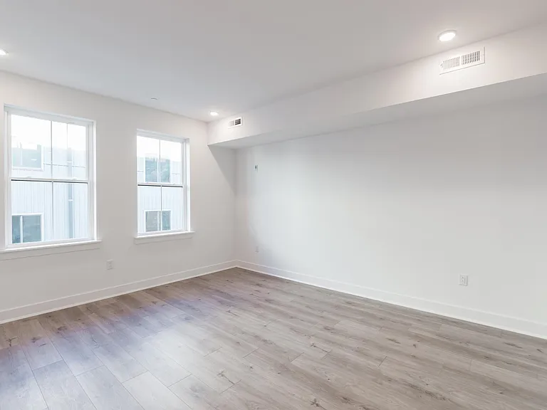 1439 Federal Street — Photo 31