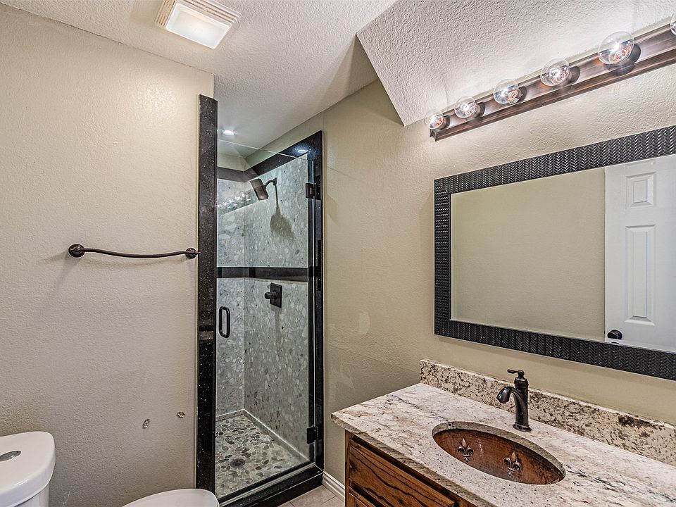 37th image of 8801 Sylvan Ct