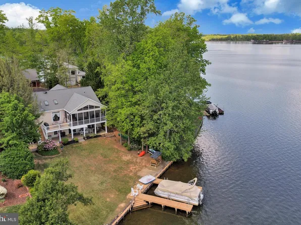 626 Cornwallis Ave, Locust Grove, VA 22508
