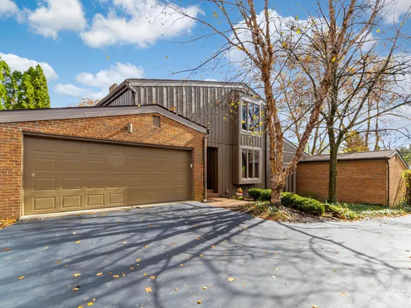 135 Glen Cir, Worthington, OH 43085