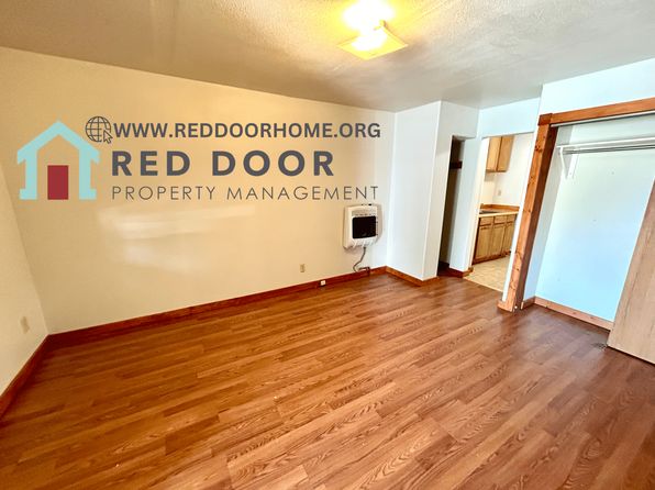 130 Montana Ave APT 4