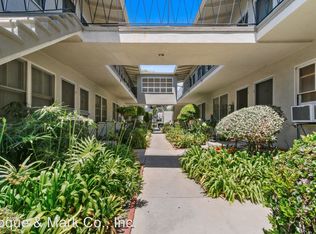 10906 Santa Monica Blvd APT 10A, Los Angeles, CA 90025