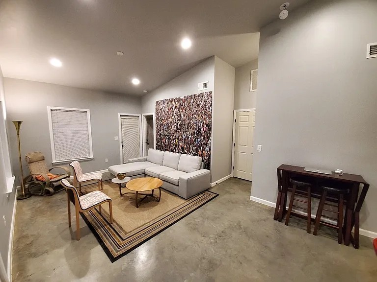 81 Mount Clare Ave — Photo 4