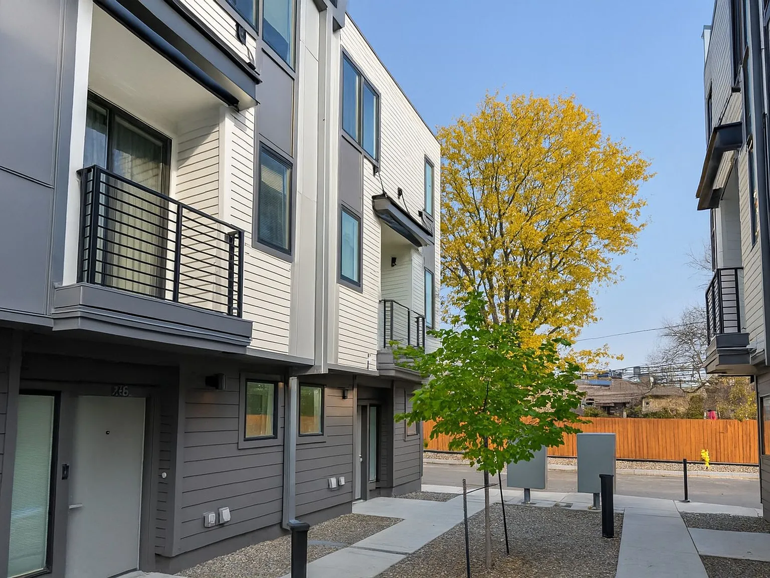 Central Park Townhomes — Photo 3
