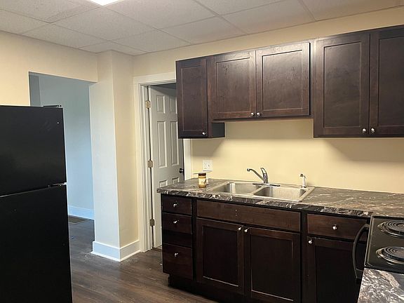 2nd image of 2141 Horton Ave SE