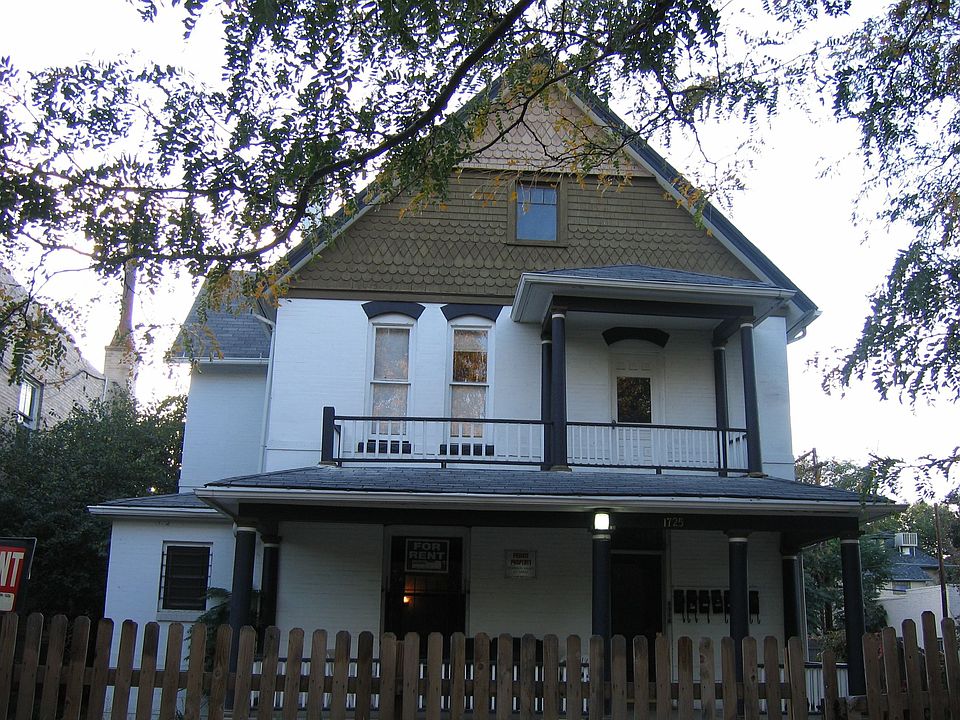 Victorian Style Home with 6 rental units