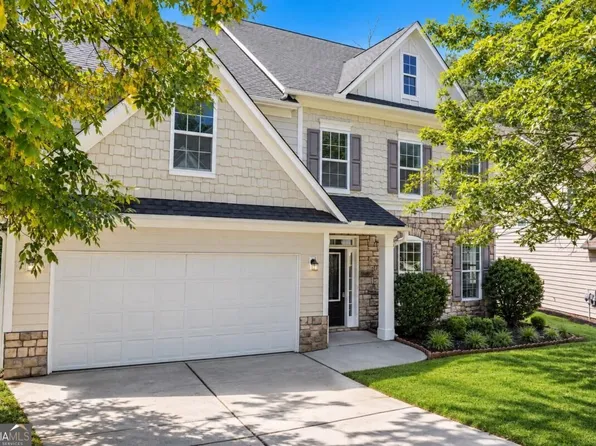 1933 Temple Park Dr, Loganville, GA 30052