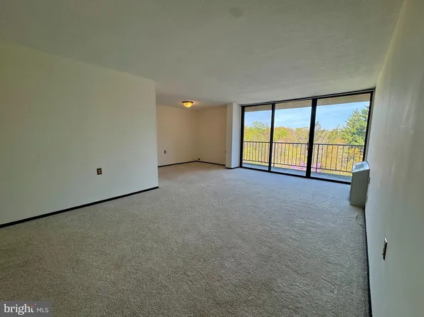 801 Yale Ave APT 1128, Swarthmore, PA 19081