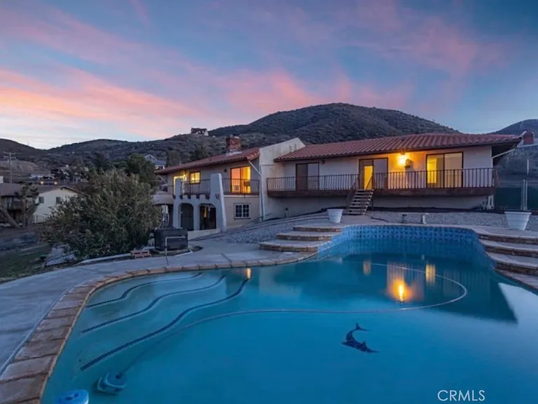 1055 Lakeview Dr — Photo 20