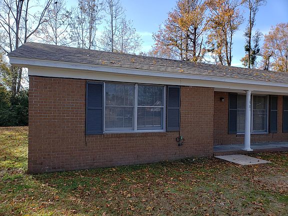 1981 Farley side of Duplex. All rooms on one level