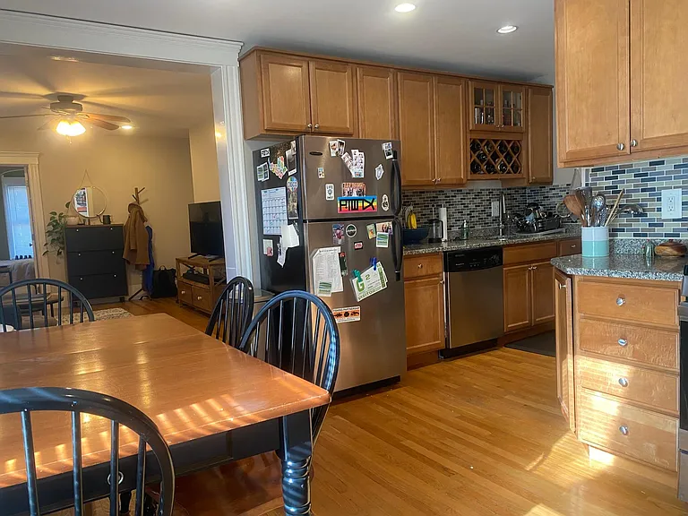 35 Pinckney St #1 — Photo 12