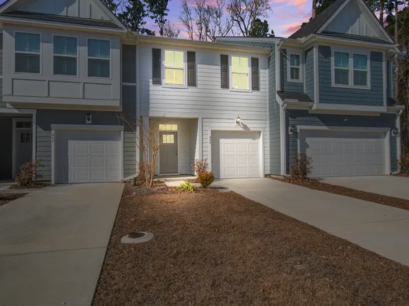 499 Trotters Ln, Moncks Corner, SC 29461