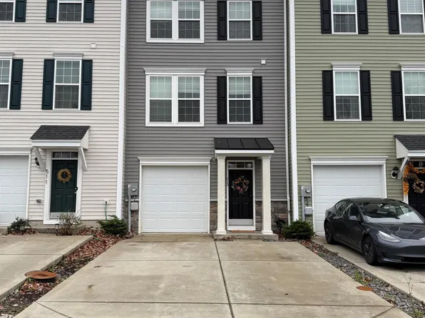 513 Turquoise Ln, Morgantown, WV 26508