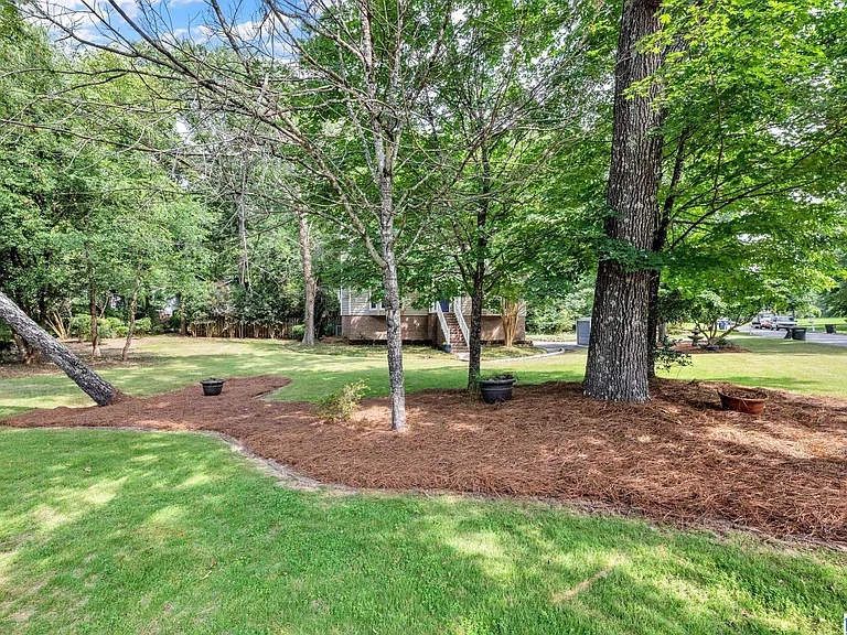 5501 Heath Row Dr — Photo 36