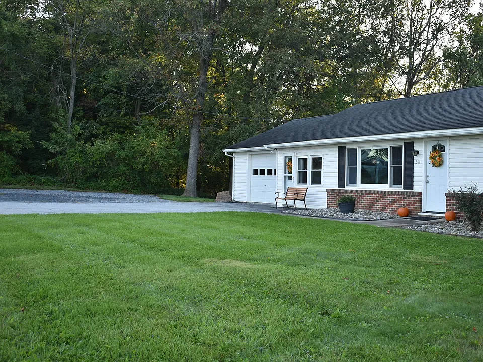 Old New Windsor Pike
