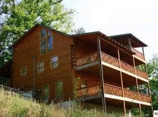 2010 Bluff Mountain Rd, Pigeon Forge, TN 37876