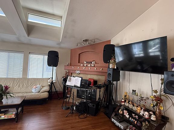 4th image of 6130 Monterey Rd #334
