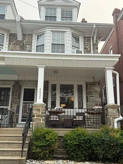 4537 Manayunk Ave
