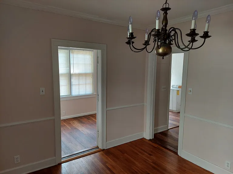 218 Hurley Ave — Photo 11
