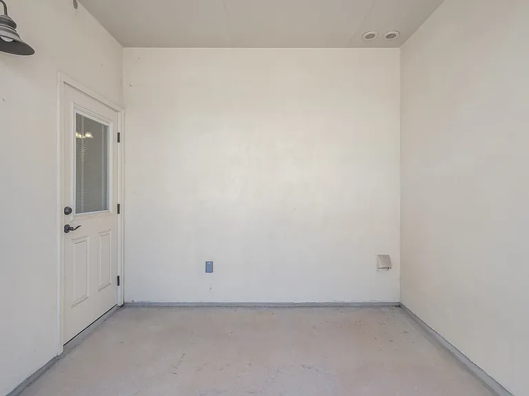 Windermere Parke Garden Villas — Photo 11