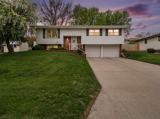 110 Maple Dr, Treynor, IA 51575